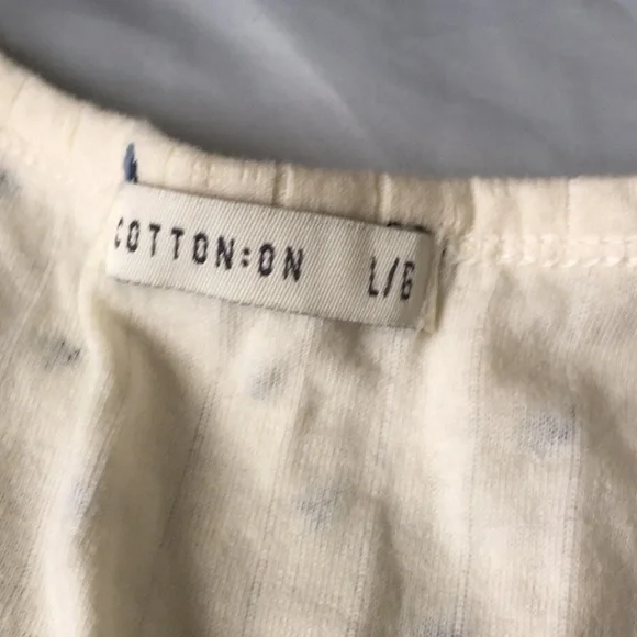 Cotton on size large - Picture 2 of 3